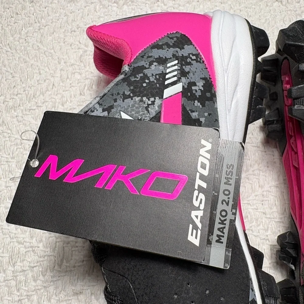NWT Easton Mako 2.0 MSS Missy Softball Cleats